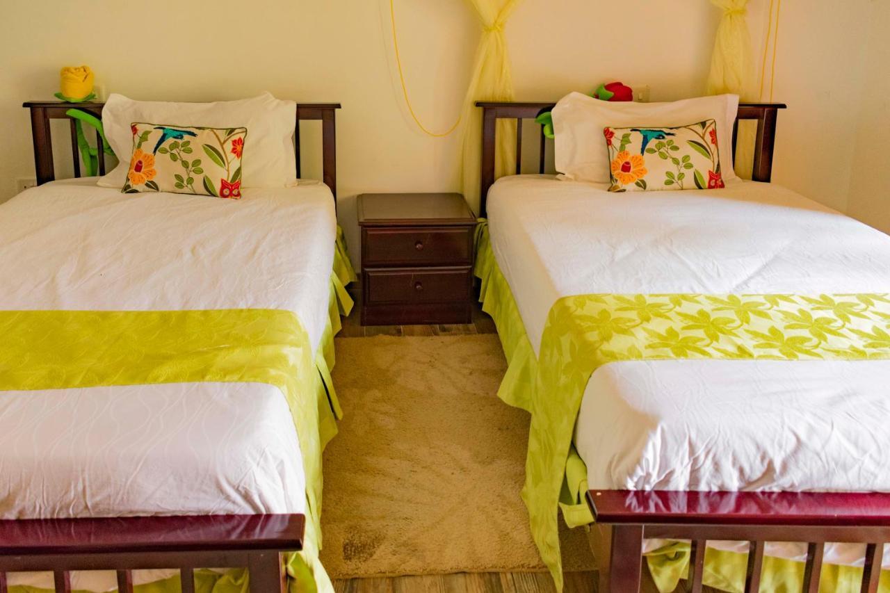 Fort Fun City Hotel Fort Portal Exterior photo