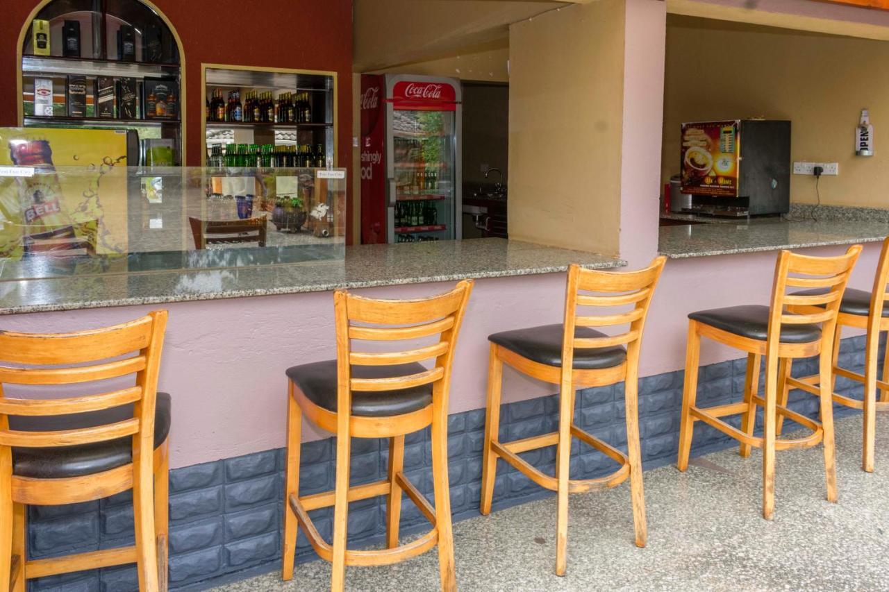 Fort Fun City Hotel Fort Portal Exterior photo
