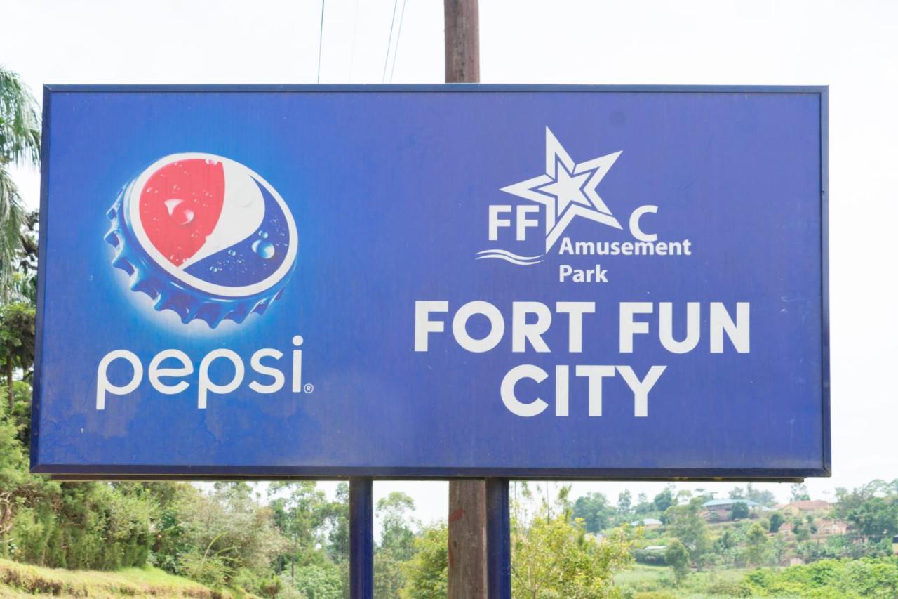 Fort Fun City Hotel Fort Portal Exterior photo